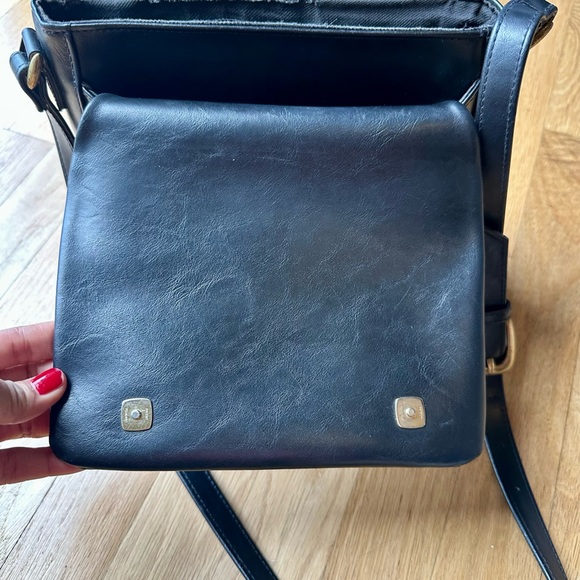 Vintage Liz Claiborne Black Leather crossbody Bag - Picture 9 of 10